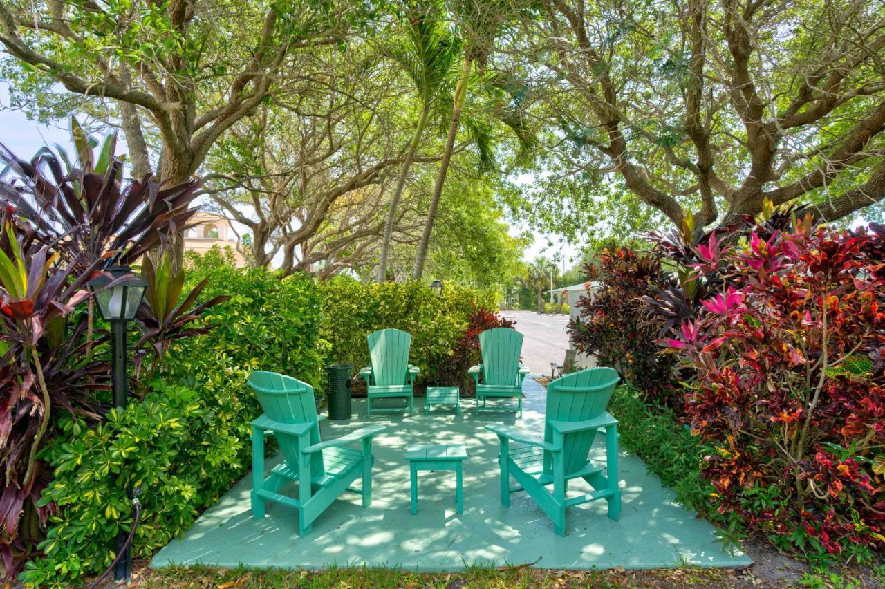 Tequesta Palms Inn Luaran gambar